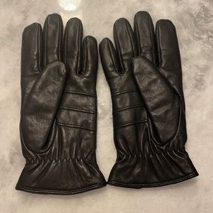 Women’s Thinsulate leather gloves